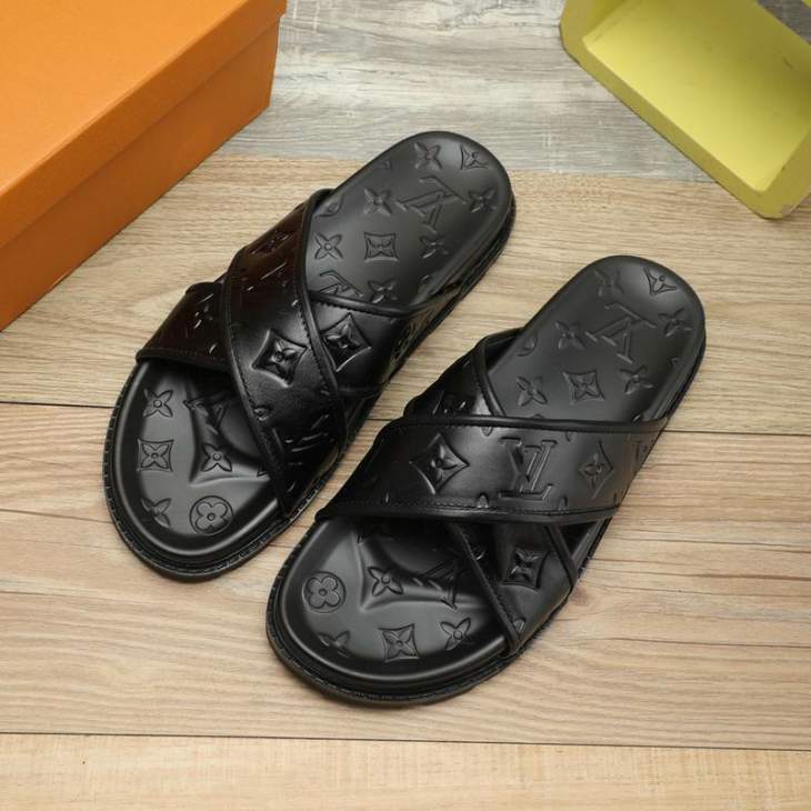 Picture of Louis Vuitton Slippers _SKULVsz38-46jyh0718778